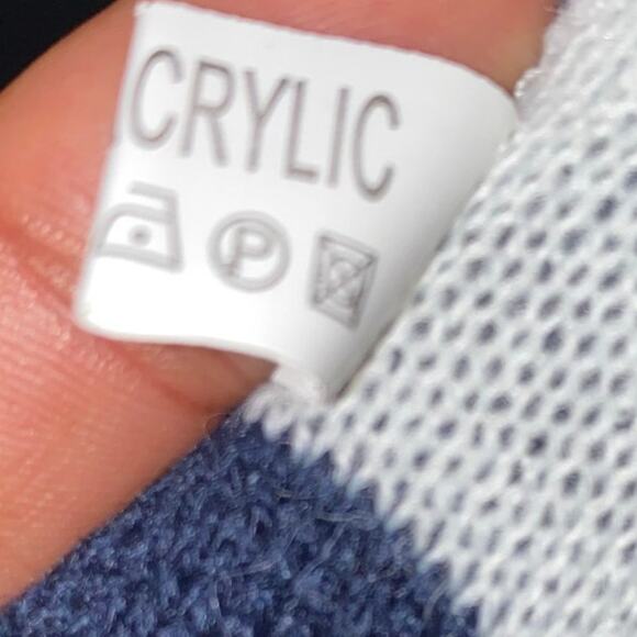 Navy Blue Red White Striped Star Knit American Flag Patriotic Scarf - Picture 4 of 4